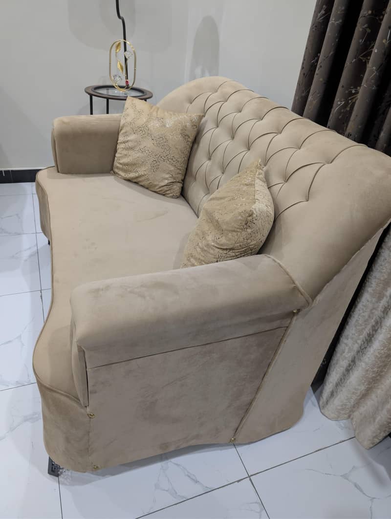 7 SEATERS SOFA 6