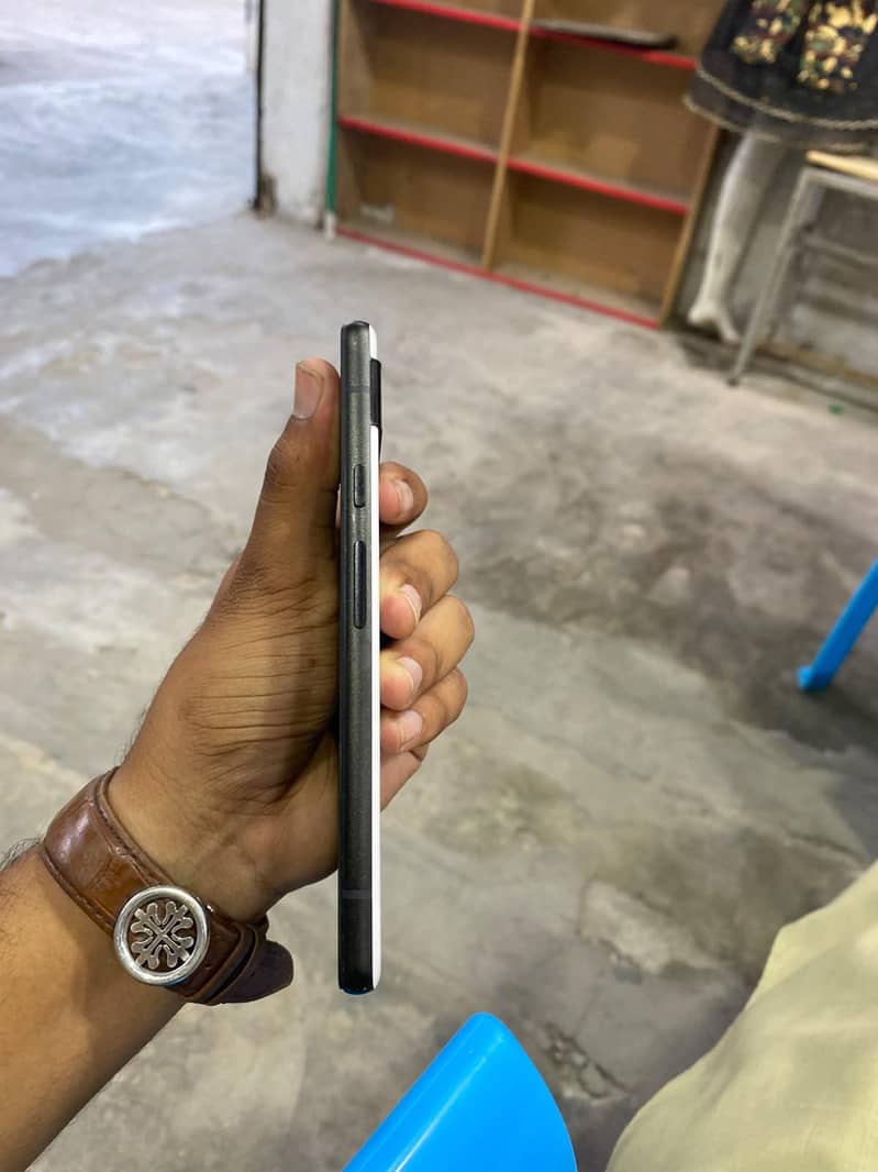 Google Pixel 6a 2