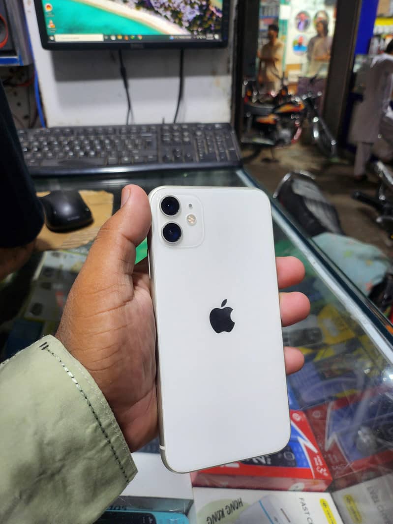 Apple iPhone 11 2