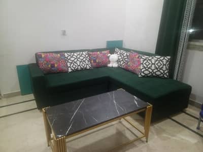 stylish 5 seator L-shape sofa with marble top center table and cushion