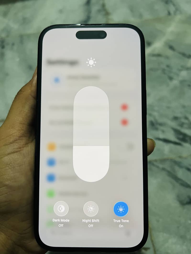 Apple iPhone 15 2