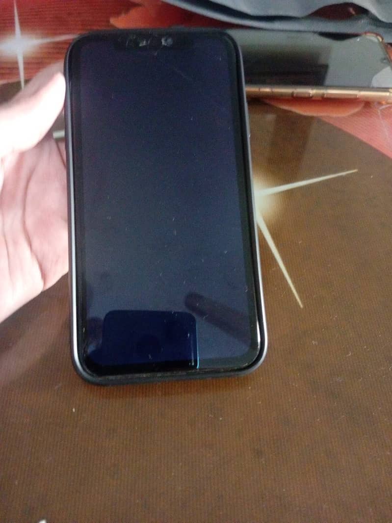 Apple iPhone 11 1