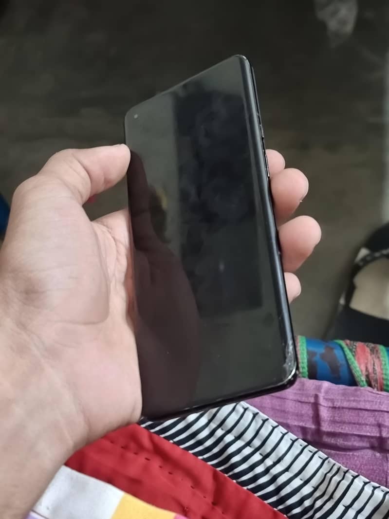 One Plus 9 Pro 4