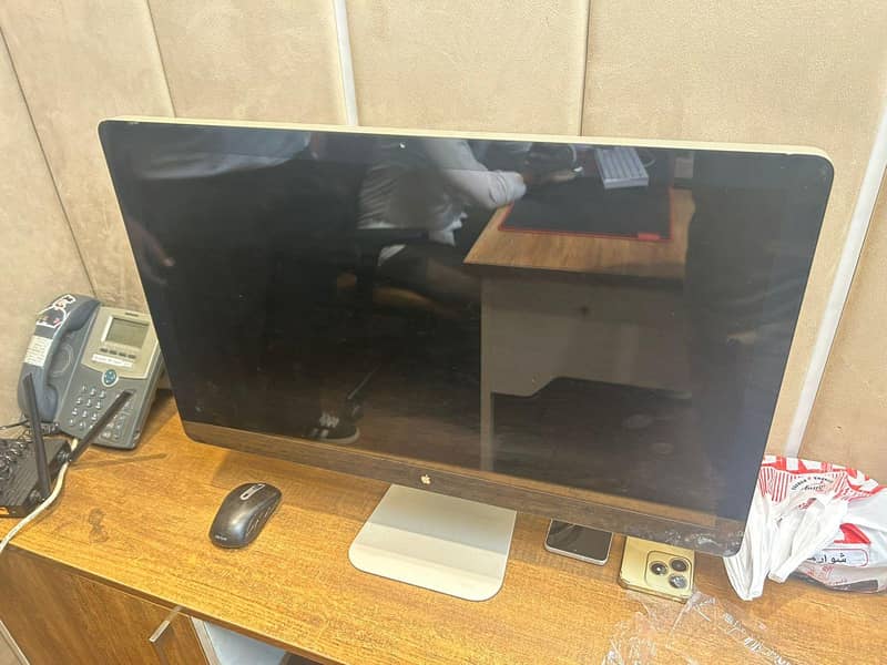 Apple Display 0