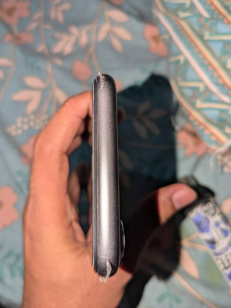 Apple iPhone 11 2