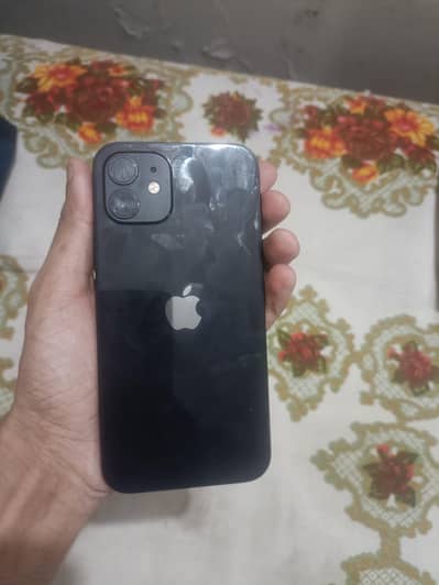 Apple iPhone 12