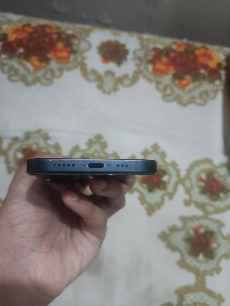 Apple iPhone 12 2
