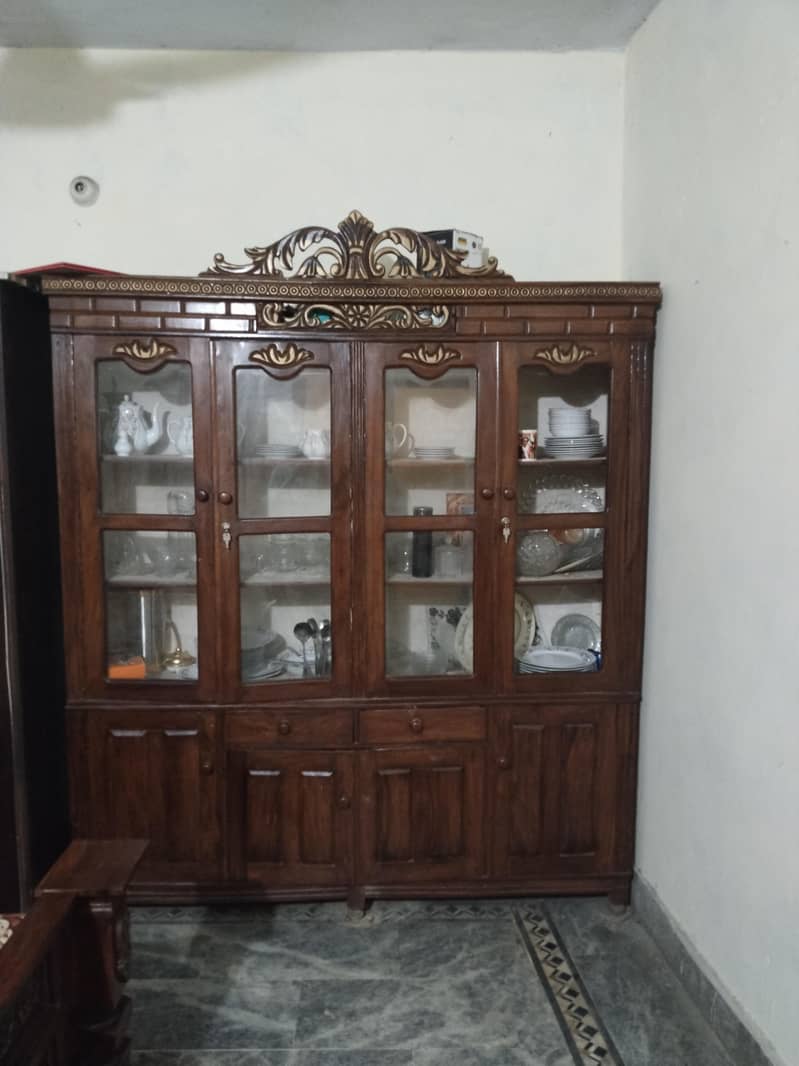 king size bed showcase dressing table dinning table 2