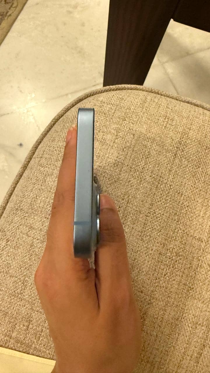 Apple iPhone 14 2