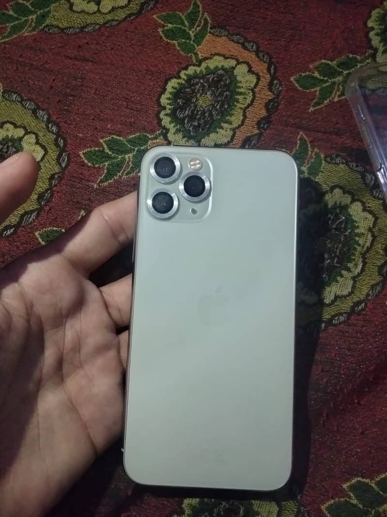 Apple iPhone 11 Pro 0