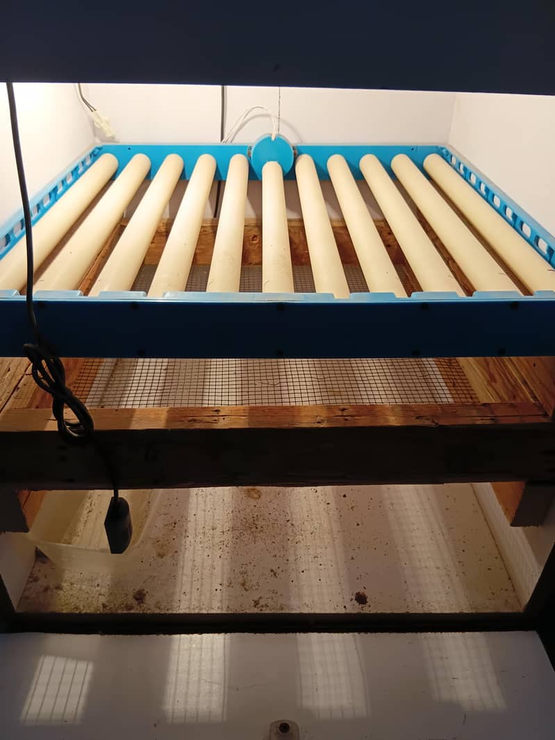 Incubator machine 1
