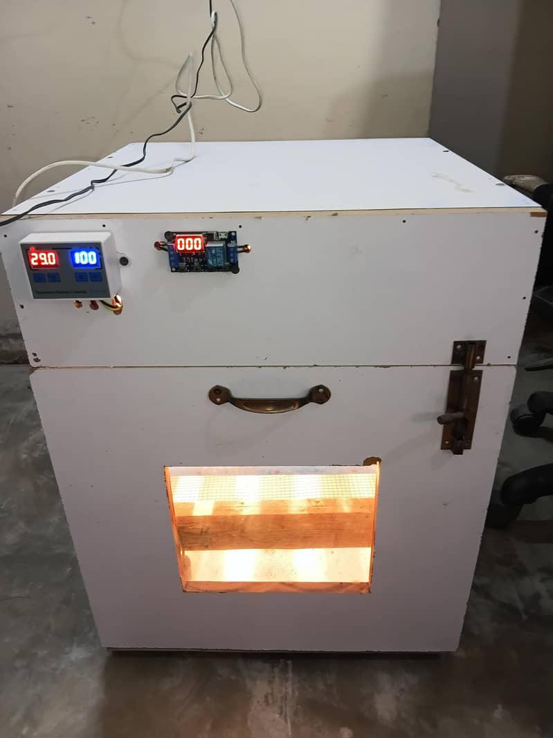 Incubator machine 3