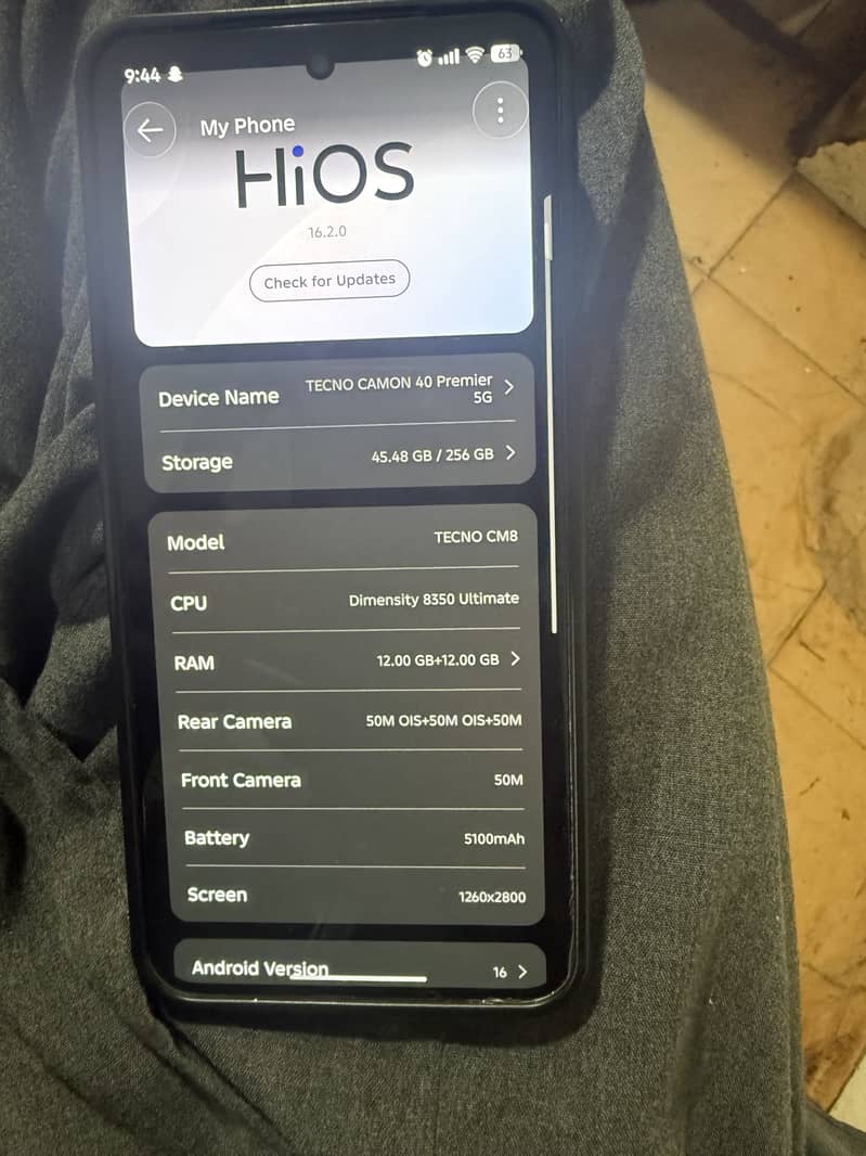 Tecno CAMON 40 Premier 4