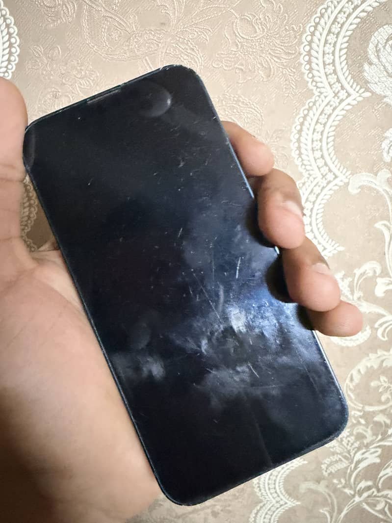 Apple iPhone 13 mini 3