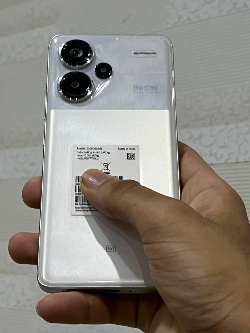 Xiaomi Redmi Note 13 Pro Plus 5