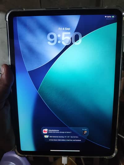Ipad pro M2 10by11 condition hai