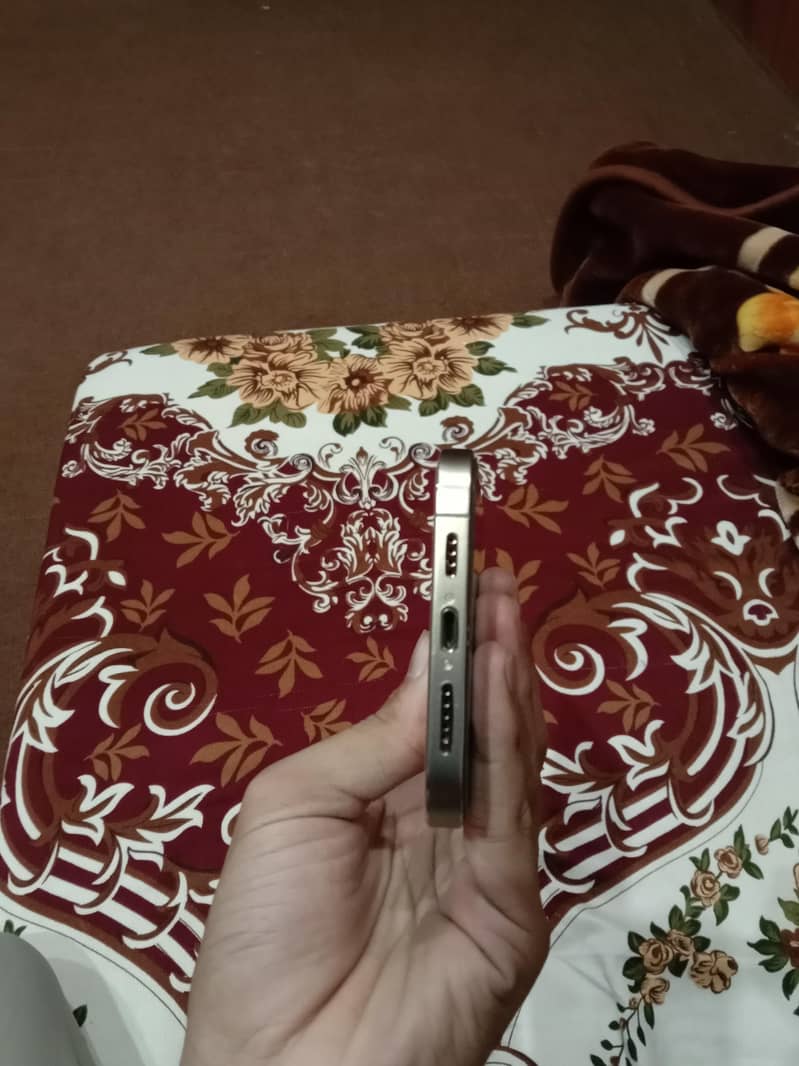 Apple iPhone 12 Pro Max 4