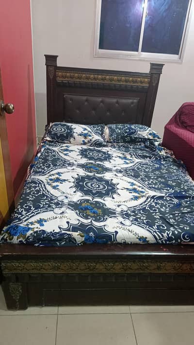 Crown Bed