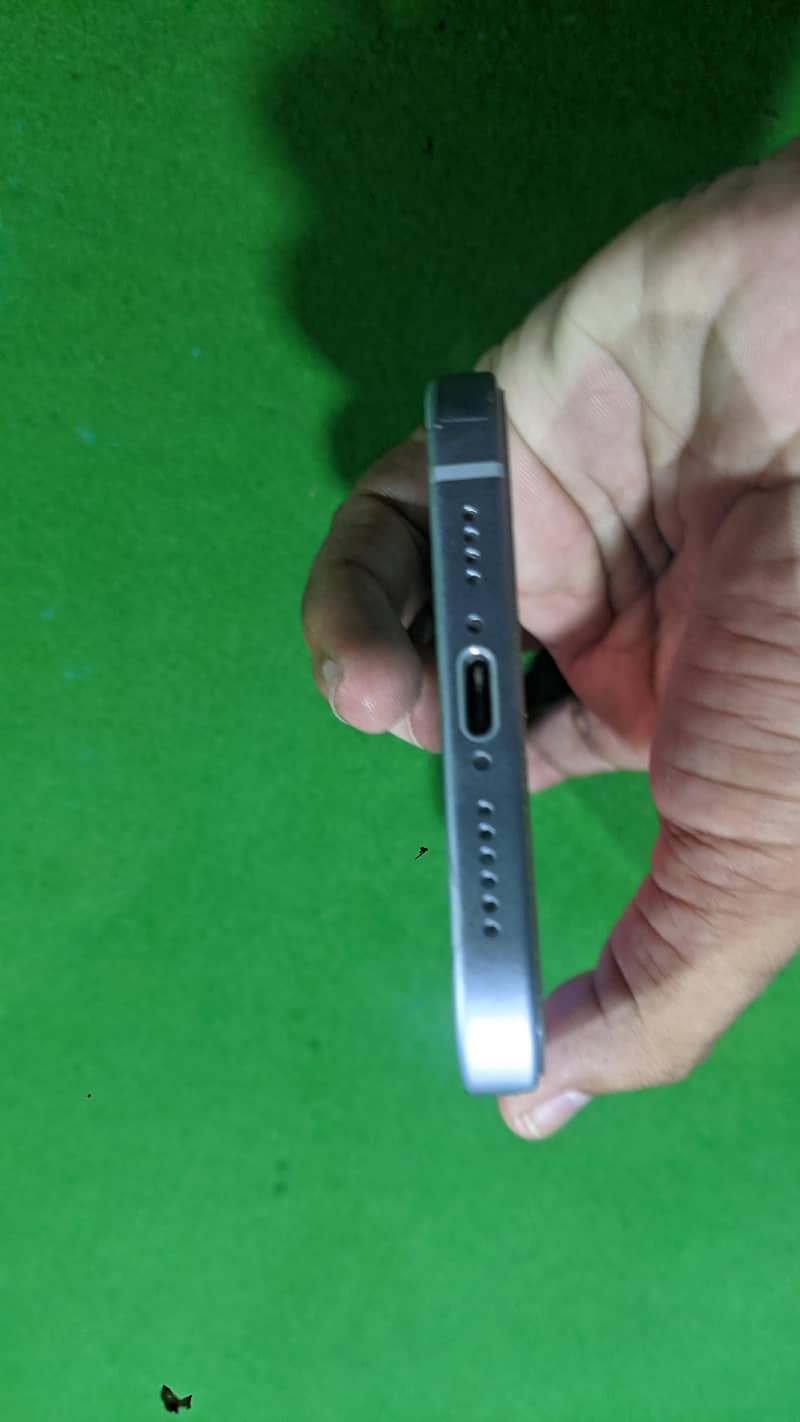iphone 15 plus 3