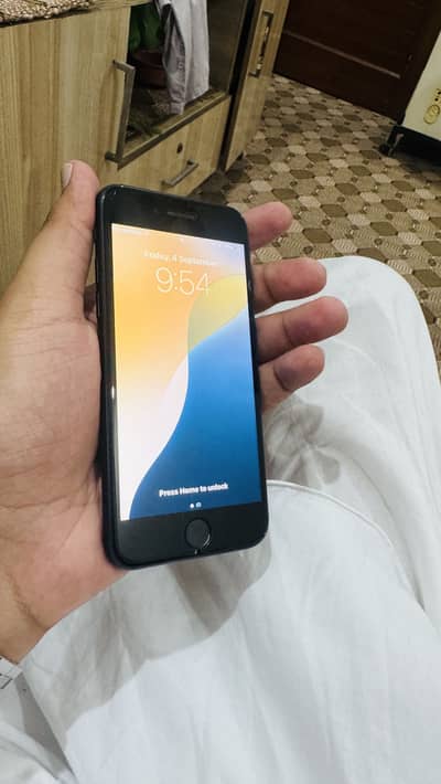 Apple iPhone SE 64gb