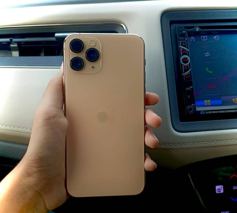 Apple iPhone 11 Pro 1