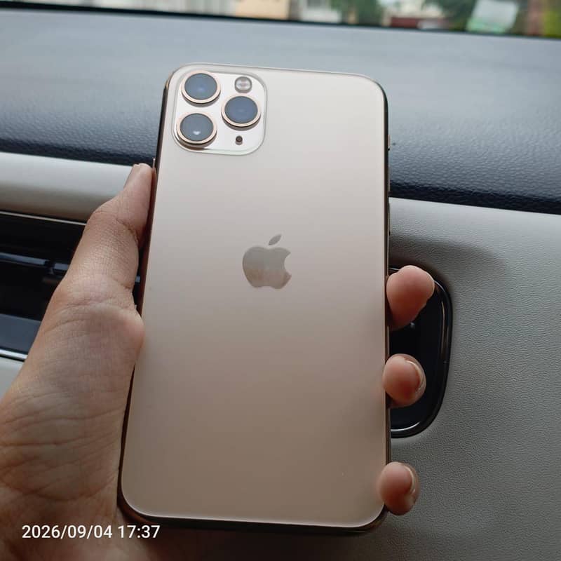 Apple iPhone 11 Pro 2