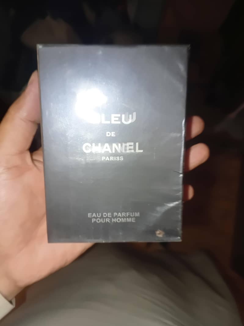 perfume 0