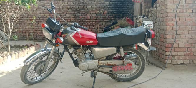 Honda 125 14/15 model