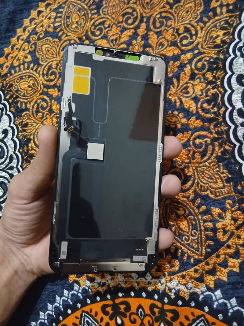 iphone 11 pro max panel 0