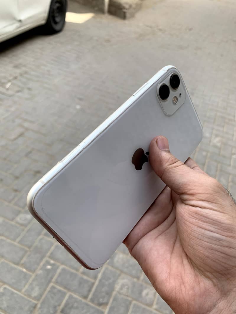 Apple iPhone 11 1