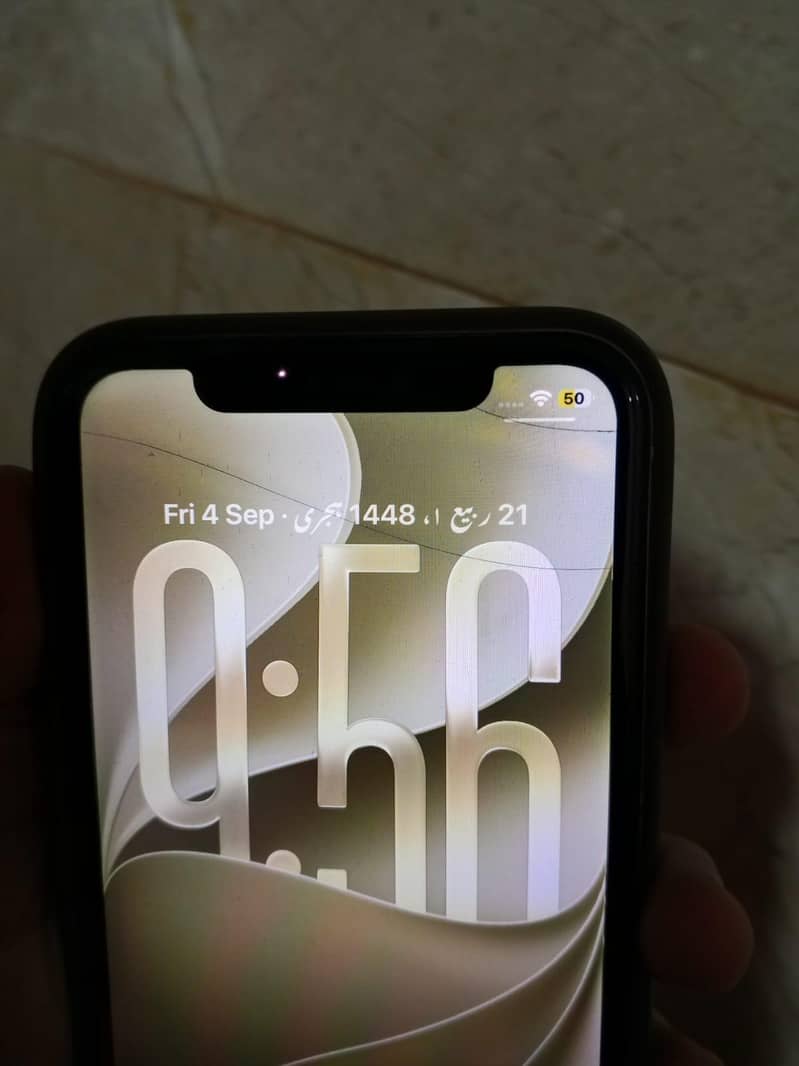 Apple iPhone 11 4