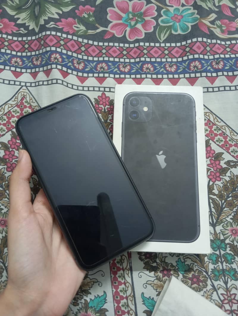 Apple iPhone 11 3