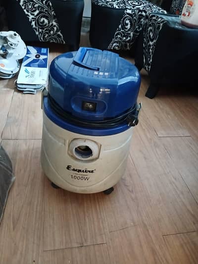 Vacuum Cleaner esquire