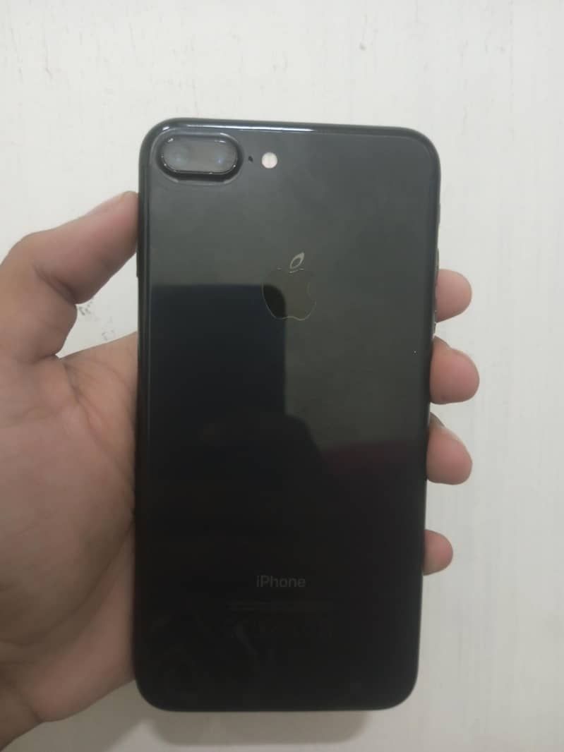 Apple iPhone 7 Plus 0
