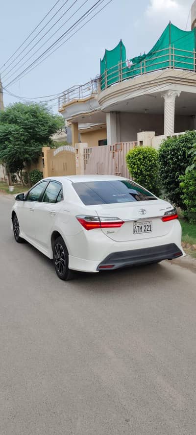 Toyota Altis Grande 2024