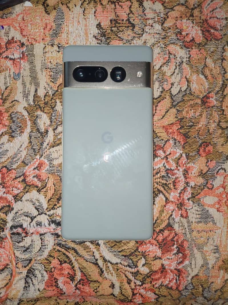 Google Pixel 7 Pro 2