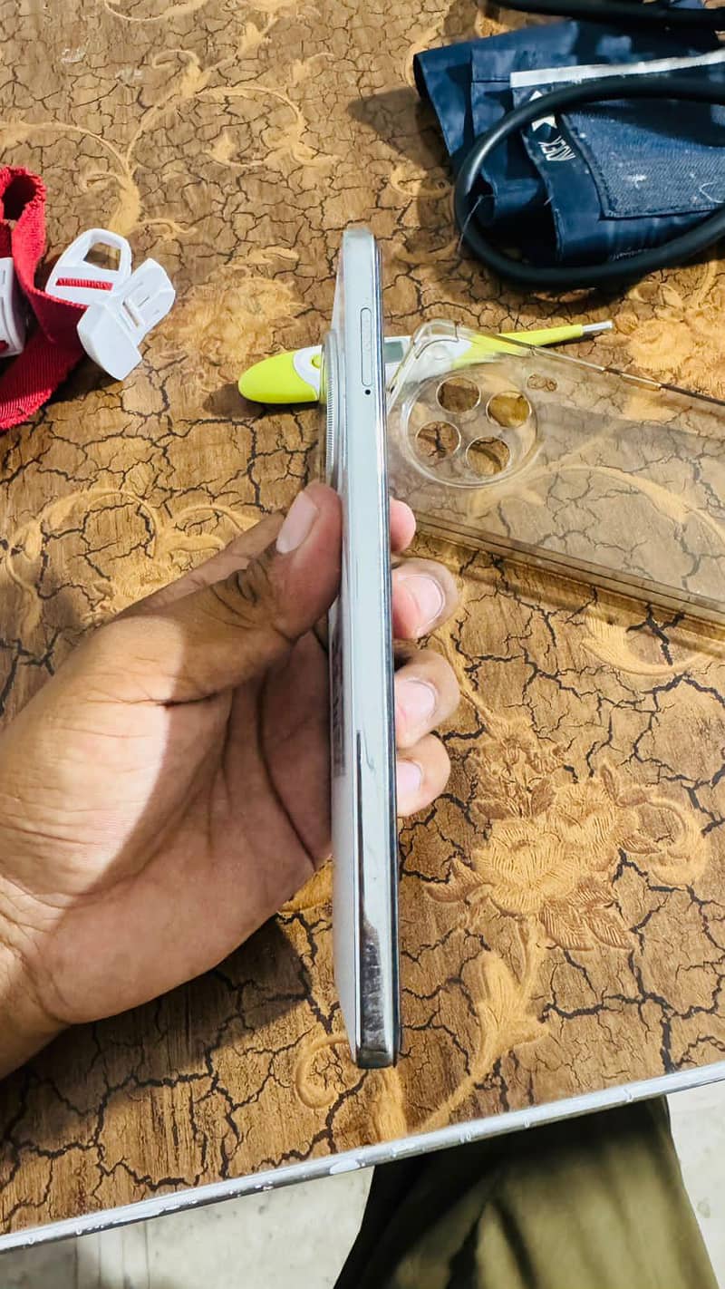 Tecno CAMON 30 3