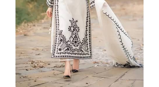 3 Pcs Women's Stitched Organza Embroidered Suit