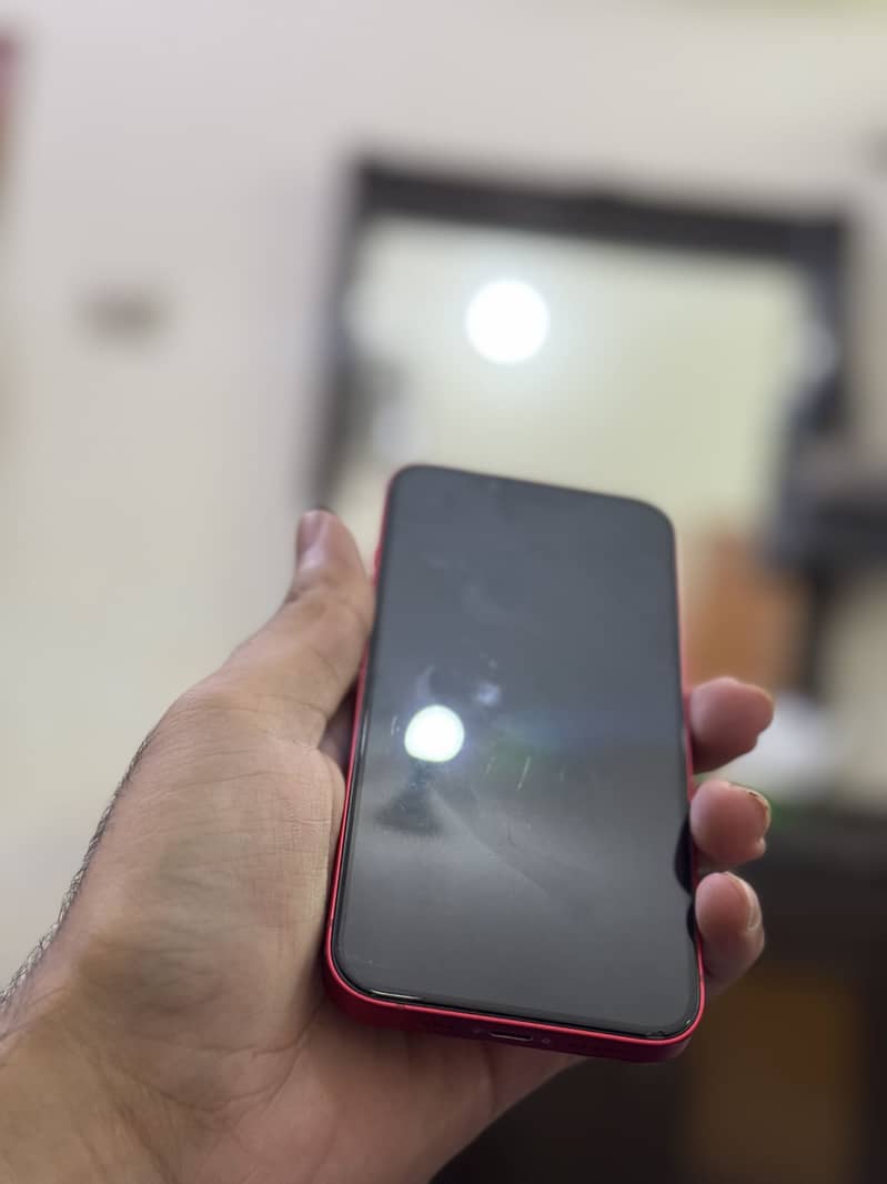 Apple iPhone 14 3