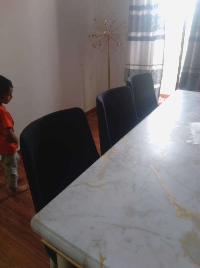 dining table 8 cheers 2