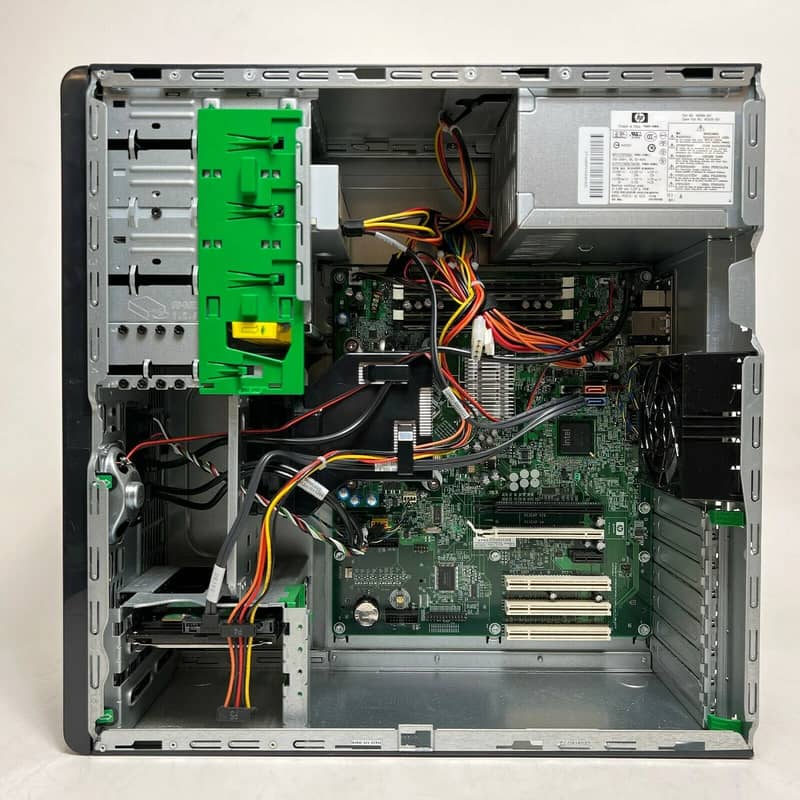 HP Desktop Computer 5