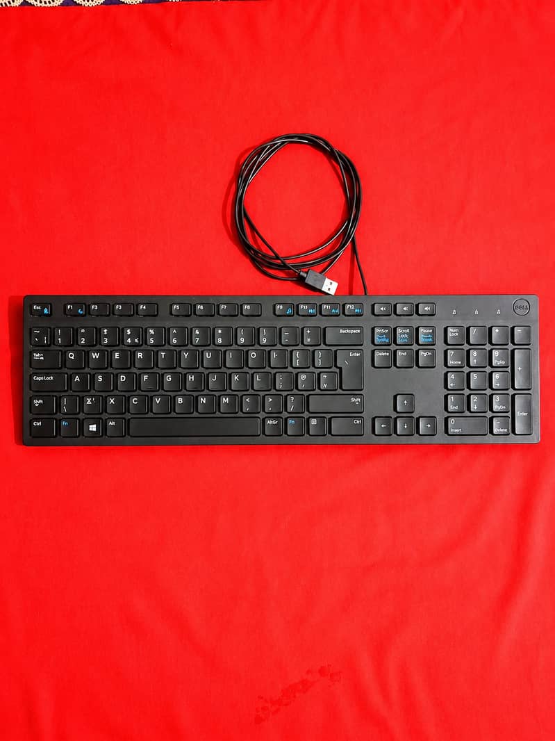 HP Desktop Computer 8