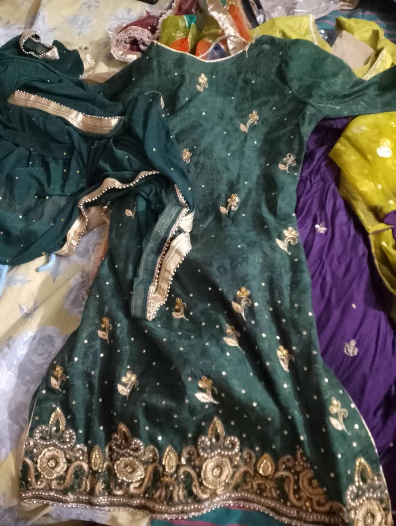 dresses 1
