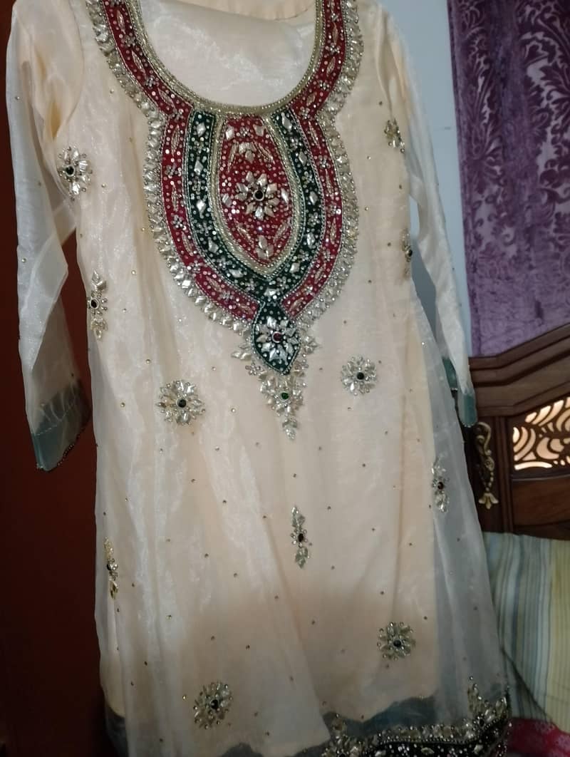 dresses 17