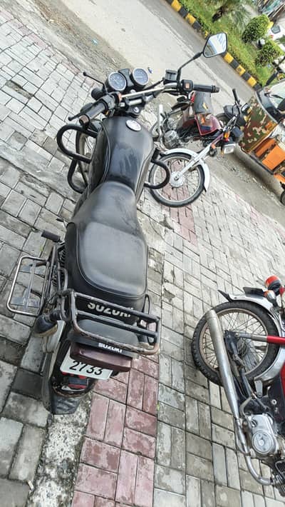 suzuki GS 150