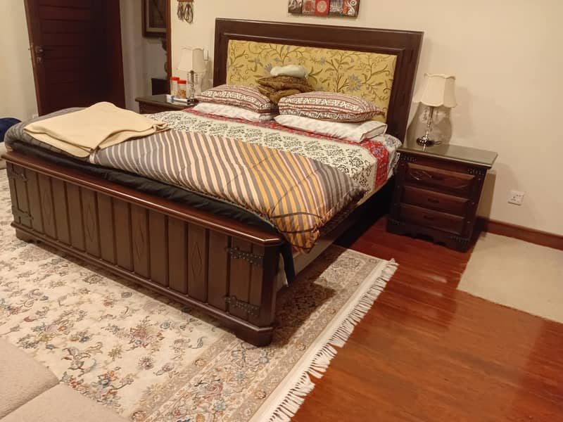 bed side table dressing table with 0
