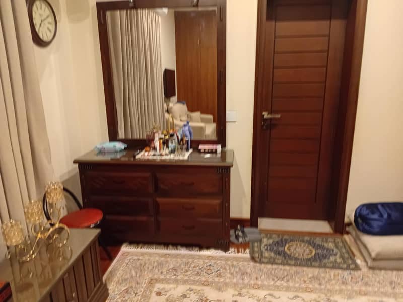 bed side table dressing table with 1