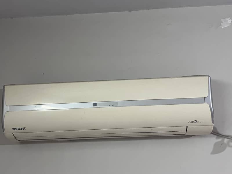 Orient Split ac 0
