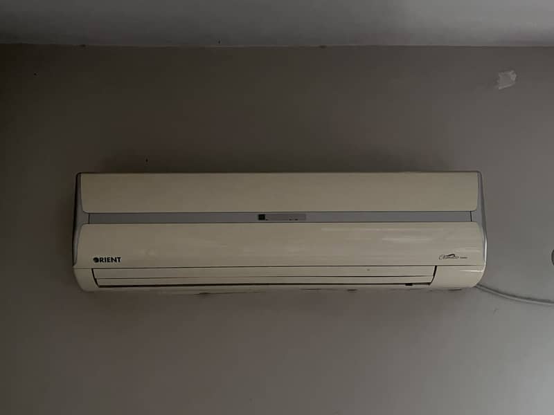 Orient Split ac 1