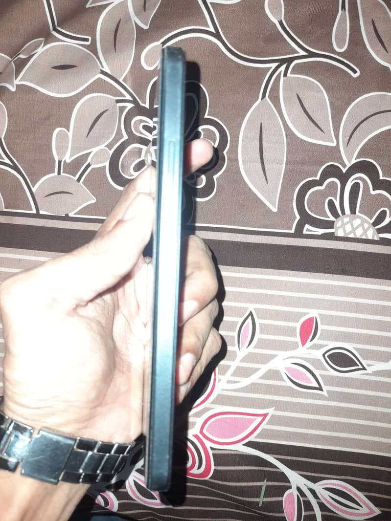 Realme C30 3